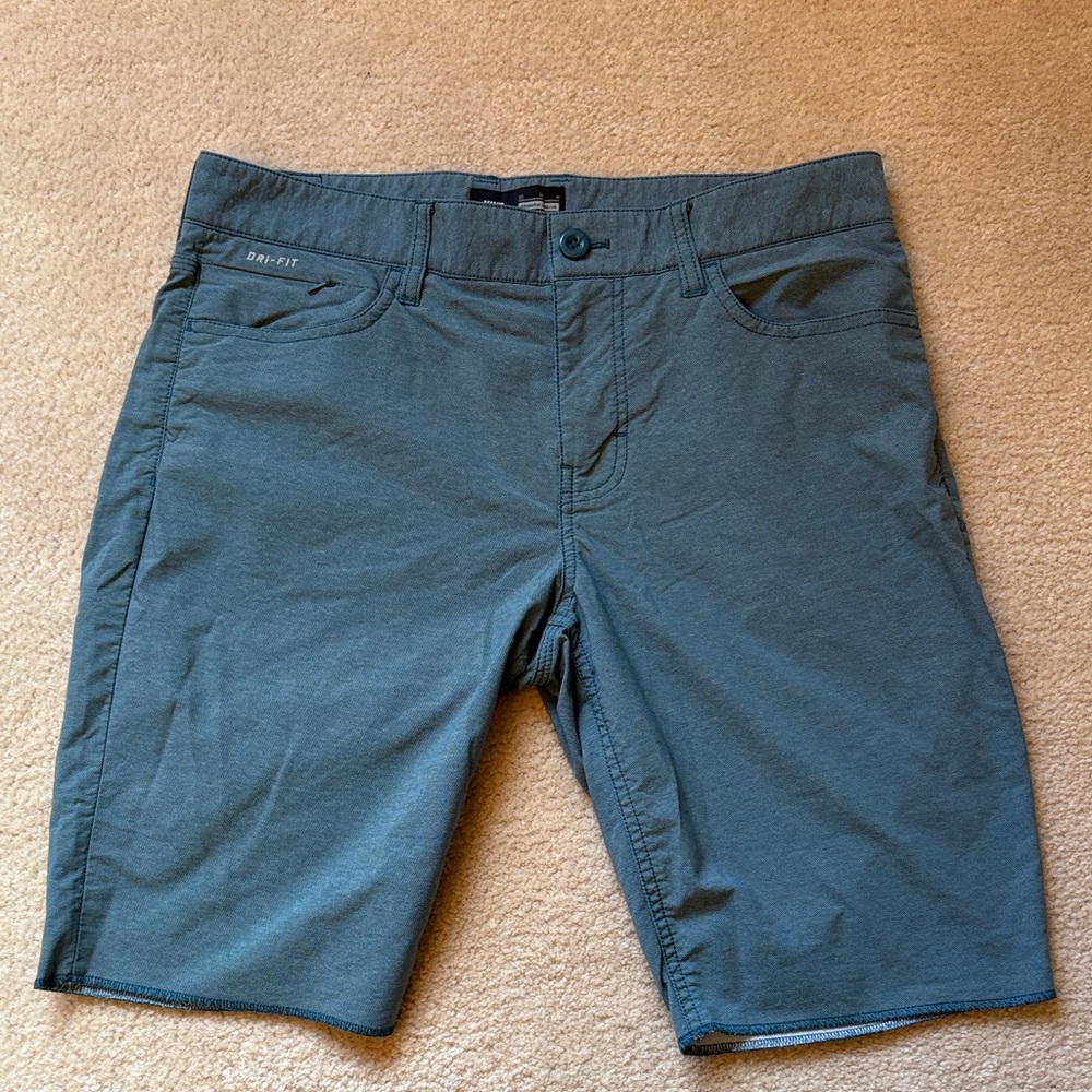 Nike SB Men's Dri-FIT Hybrid Shorts